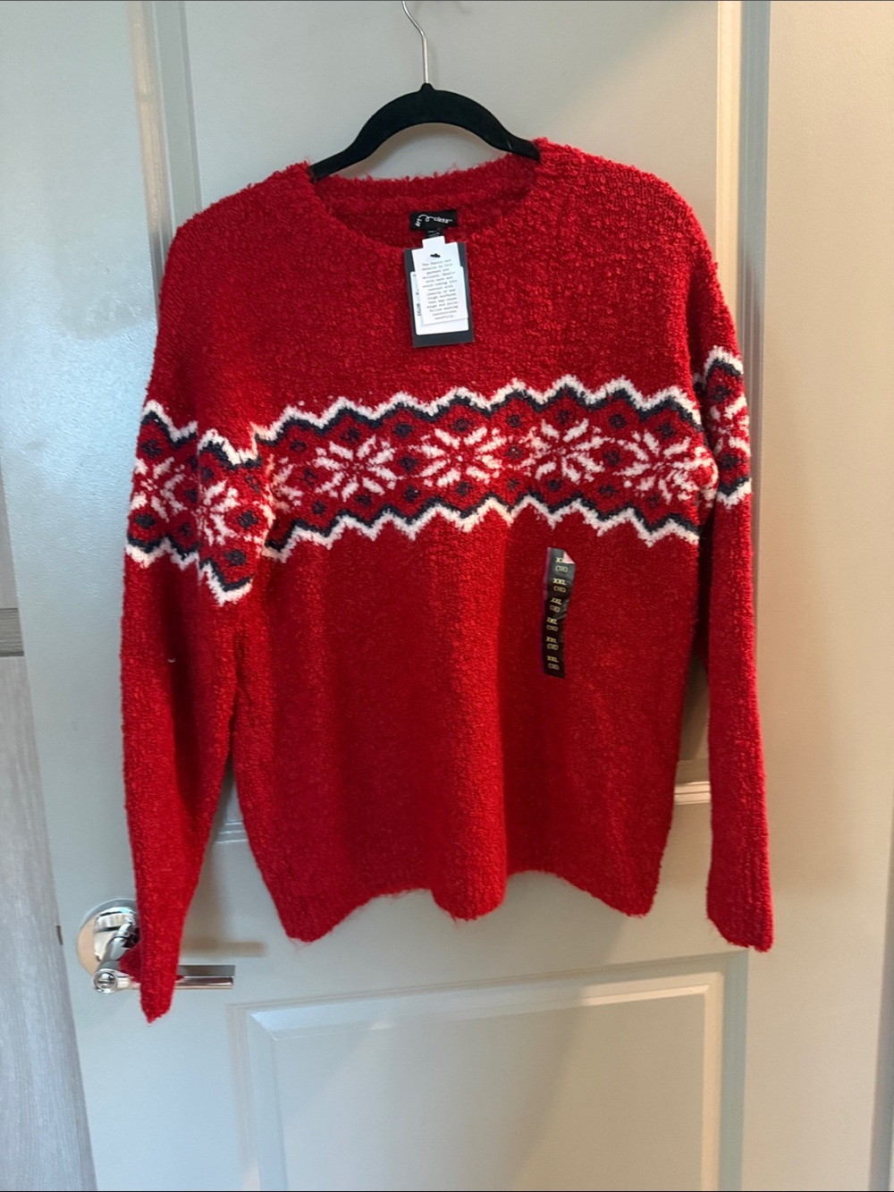 New with tags Cozy Red art class Fuzzy Sweater xxl 18